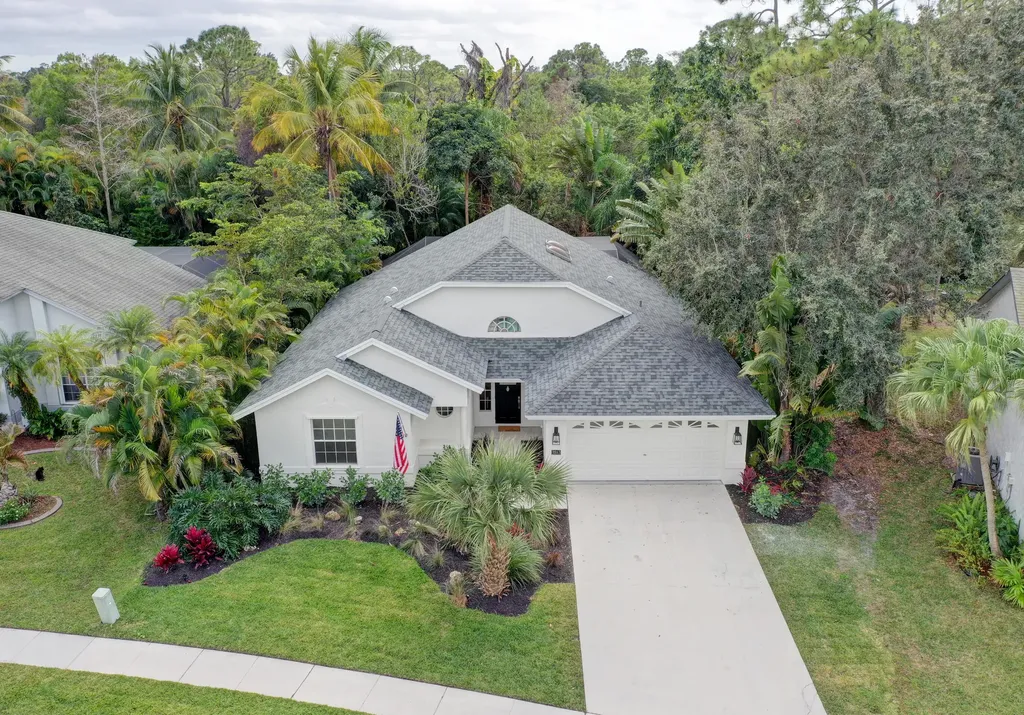 3863 Woods Walk Boulevard Lake Worth FL 33467