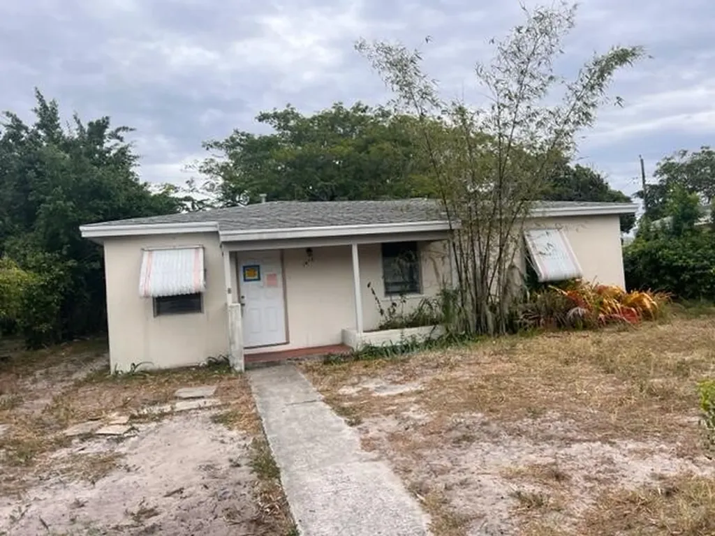 1416 S C Street Lake Worth Beach FL 33460