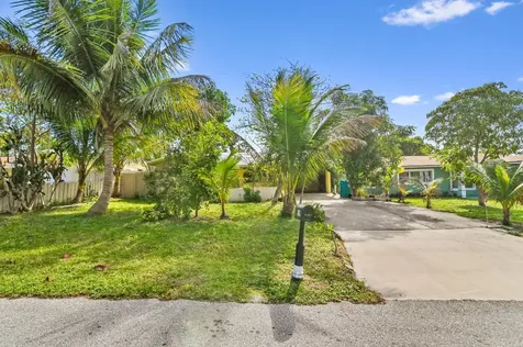 328 SW 7th Avenue Boynton Beach FL 33435