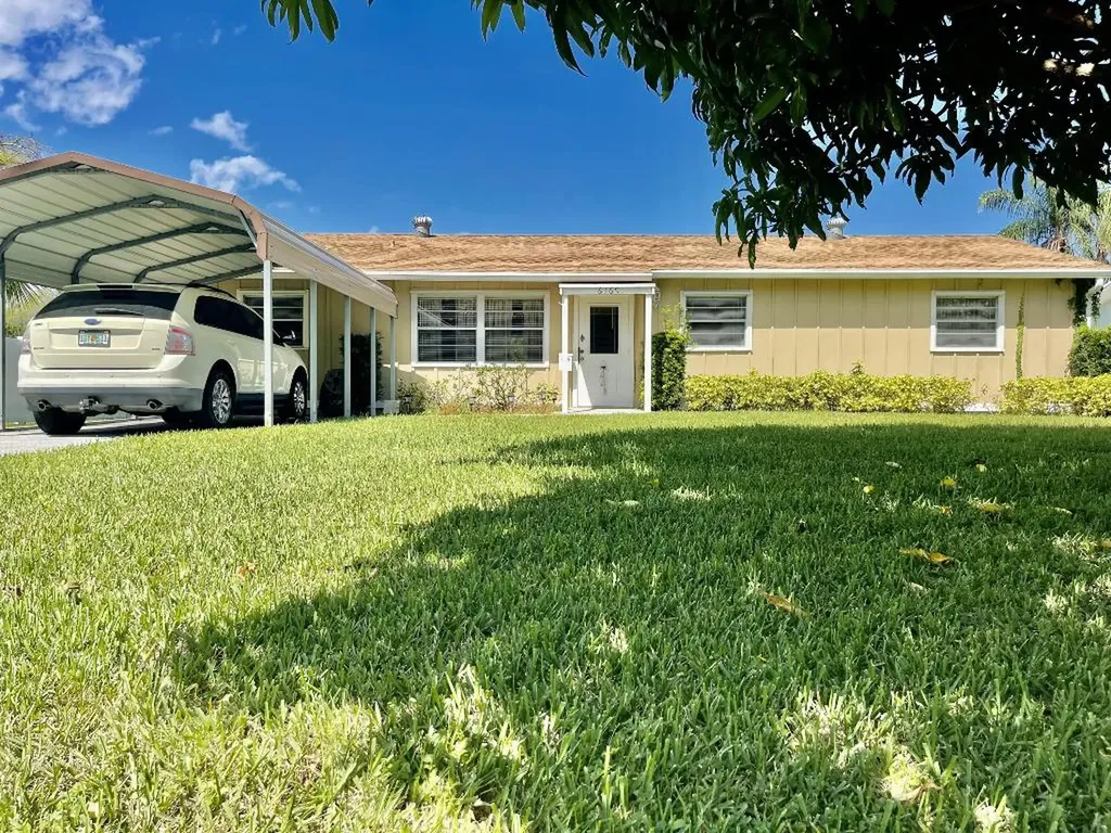 6169 SE Poinciana Lane Hobe Sound FL 33455