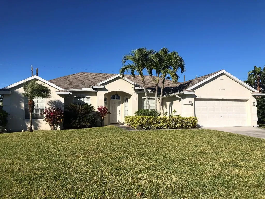1625 SW Merchant Lane Port St Lucie FL 34953