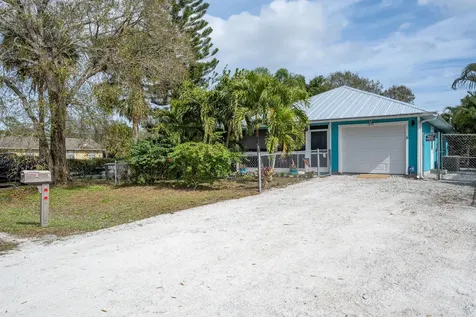 1210 19th Avenue SW Vero Beach FL 32962