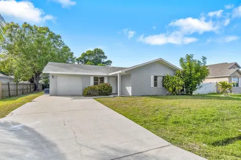 916 SE Proctor Lane Port St Lucie FL 34983