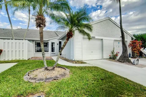 12183 Forest Greens Drive Boynton Beach FL 33437