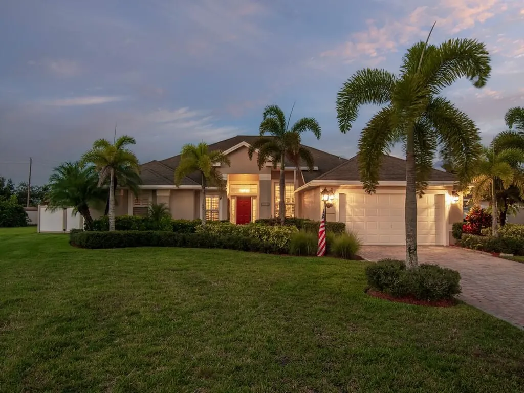 930 Southlakes Way SW Vero Beach FL 32968