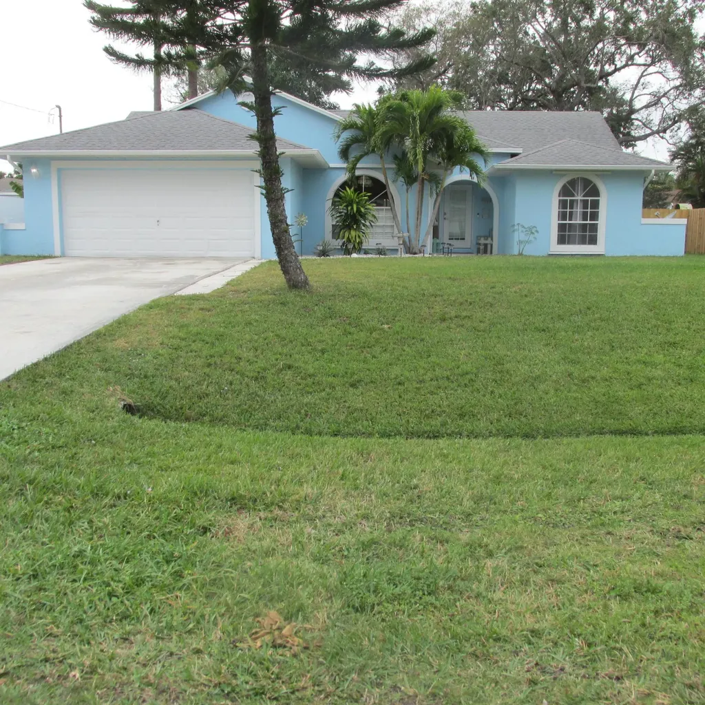 2382 SW Vardon Street Port St Lucie FL 34953