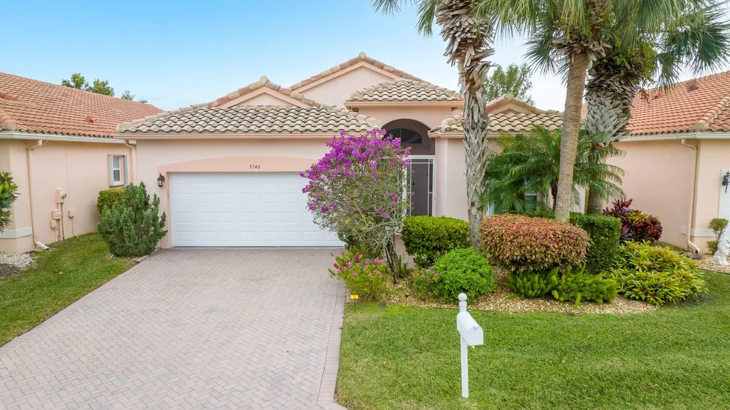 5146 Glenville Drive Boynton Beach FL 33437