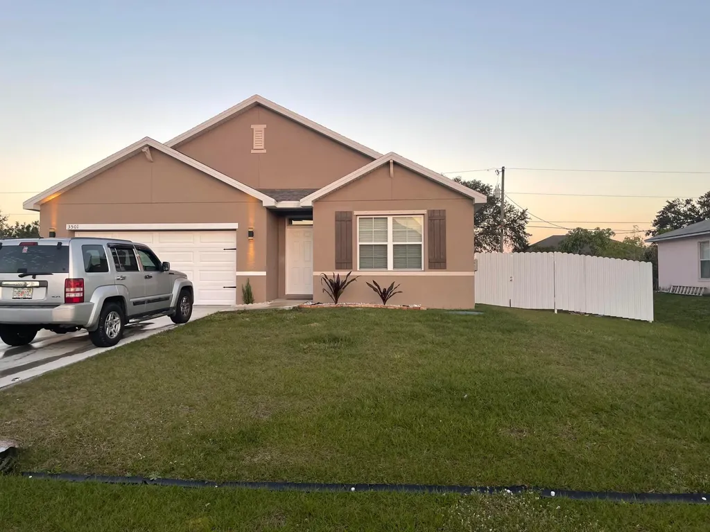 3501 SW Pumpkin Street Port St Lucie FL 34953