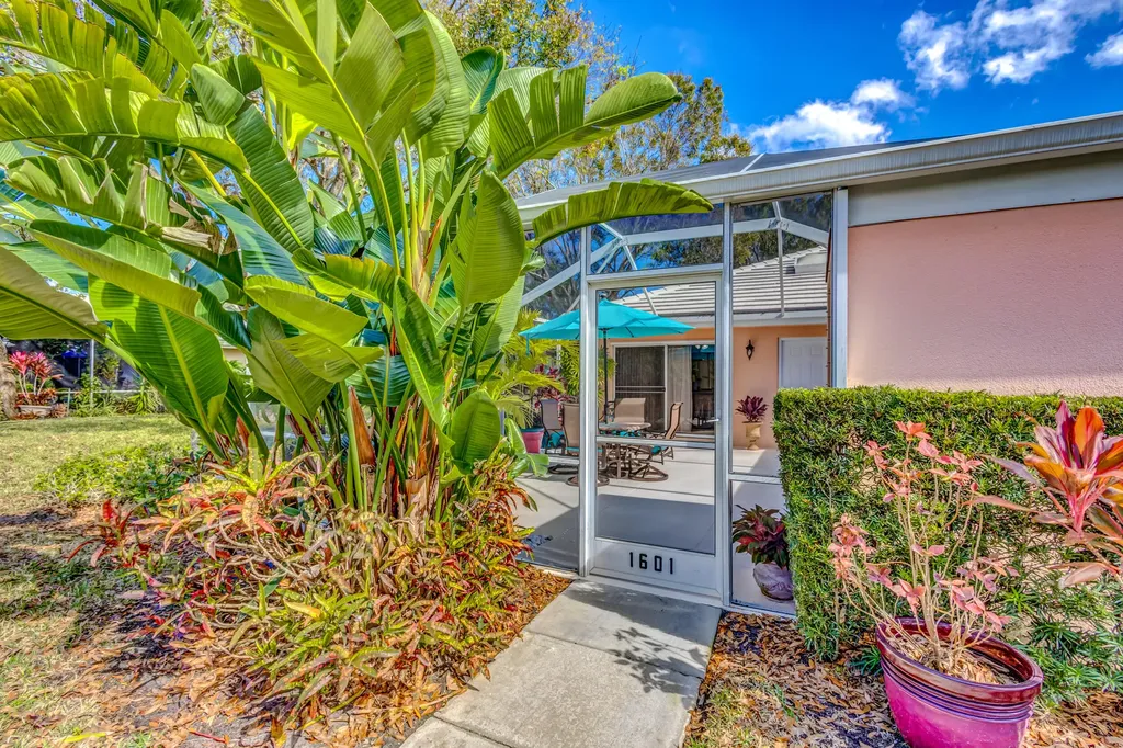 1601 Springdale Court Palm Beach Gardens FL 33403