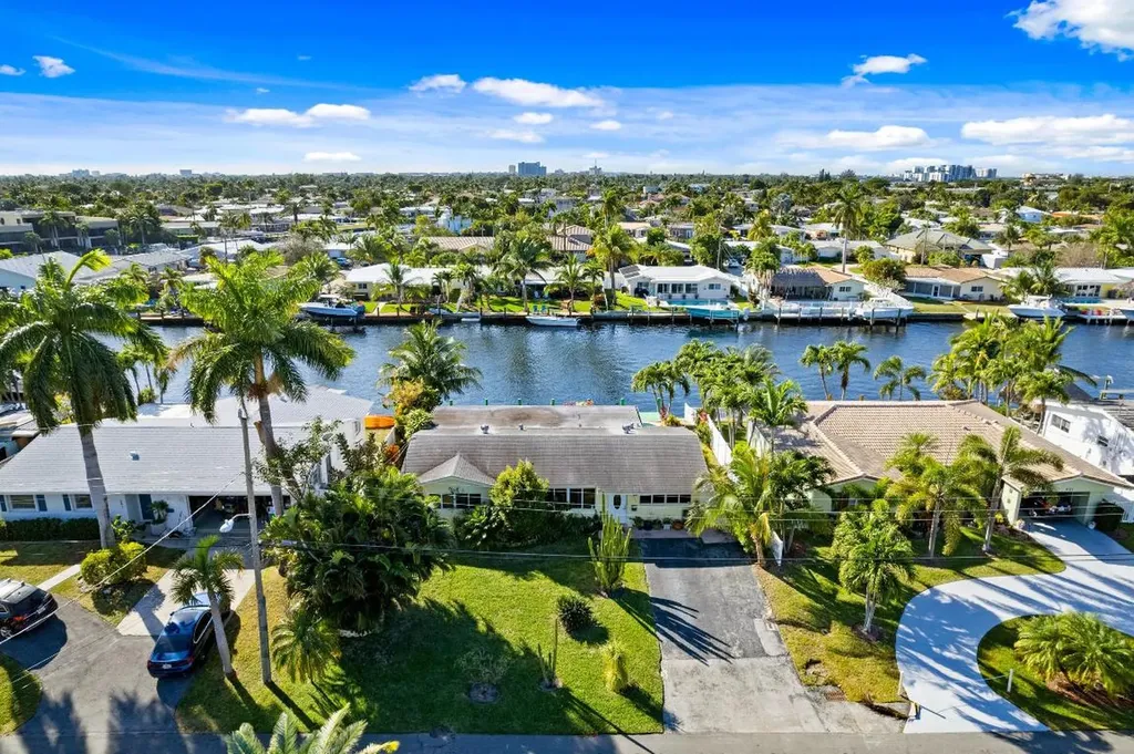 631 SE 18th Avenue Pompano Beach FL 33060