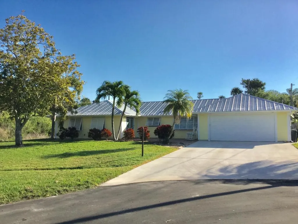 3790 Spinnaker Court Fort Pierce FL 34946