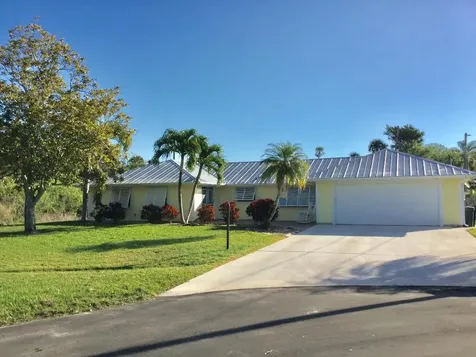3790 Spinnaker Court Fort Pierce FL 34946