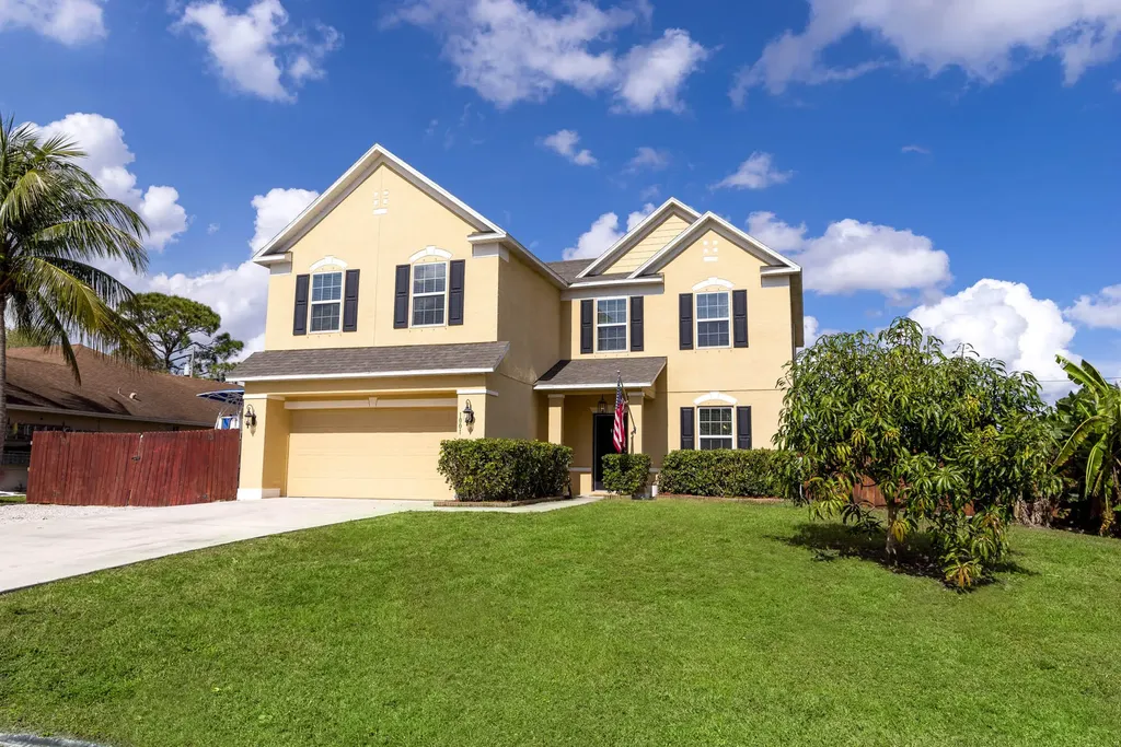 1001 SW Charcoal Avenue Port St Lucie FL 34953