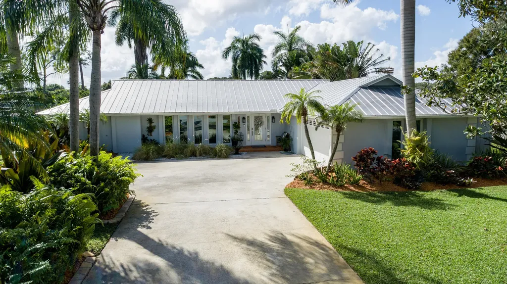 1540 NW Lakeside Trail Stuart FL 34994