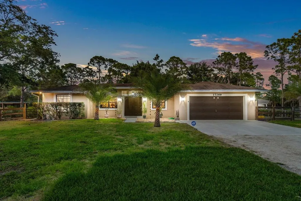 17269 71st Lane N Loxahatchee FL 33470