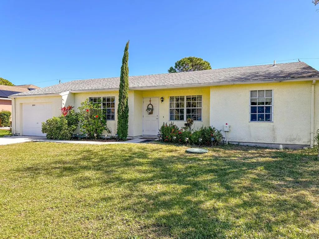 2293 SE Berkshire Boulevard Port St Lucie FL 34952