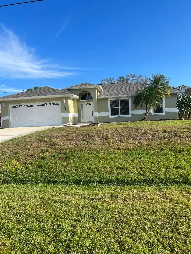 774 SE Atlantus Avenue Port St Lucie FL 34983