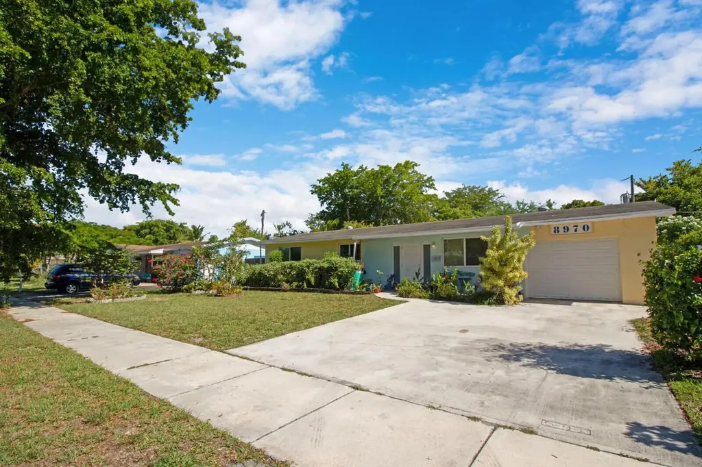 8970 SW 200th Street Cutler Bay FL 33157