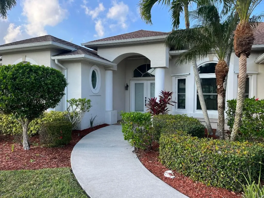 5949 NW Brenda Circle Port St Lucie FL 34986
