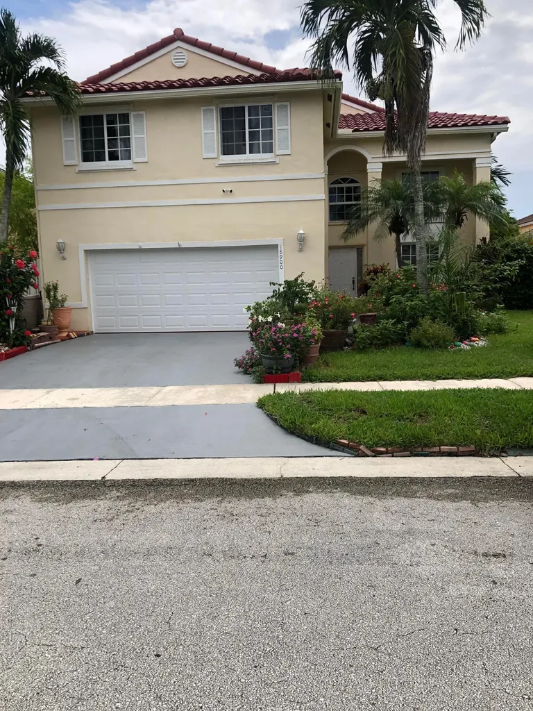 18900 NW 12th Street Pembroke Pines FL 33029