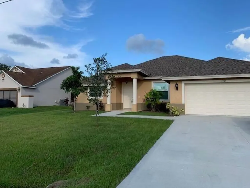 2549 SW Calender Street Port St Lucie FL 34953