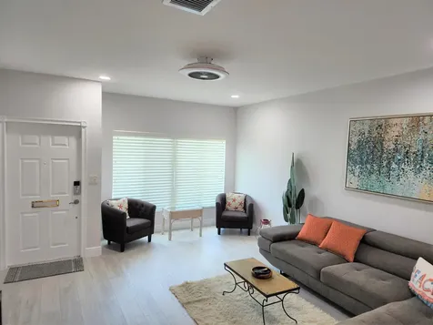 572 SE 20th Avenue Deerfield Beach FL 33441