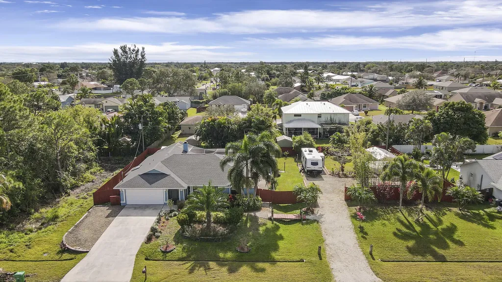 338 SW Grimaldo Terrace Port St Lucie FL 34984