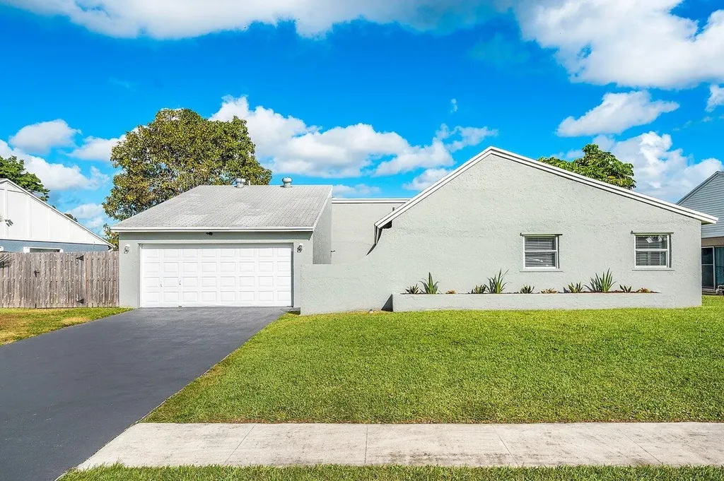 5401 Rose Marie Avenue S Boynton Beach FL 33472