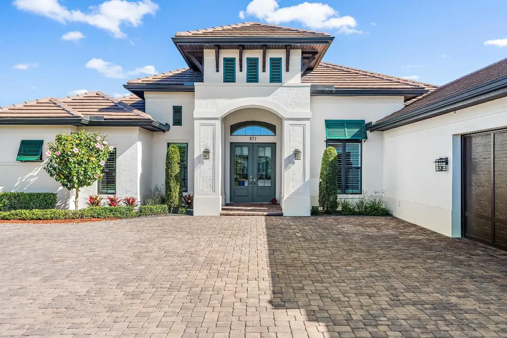 871 SW Winston Avenue Palm City FL 34990