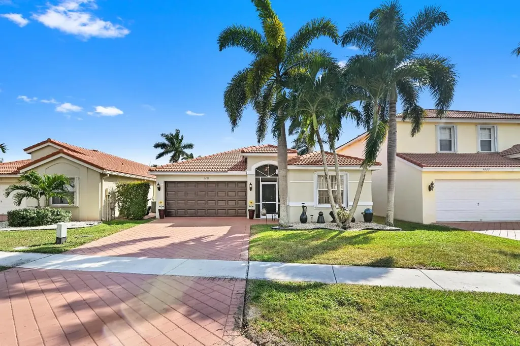 3665 Miramontes Circle Wellington FL 33414