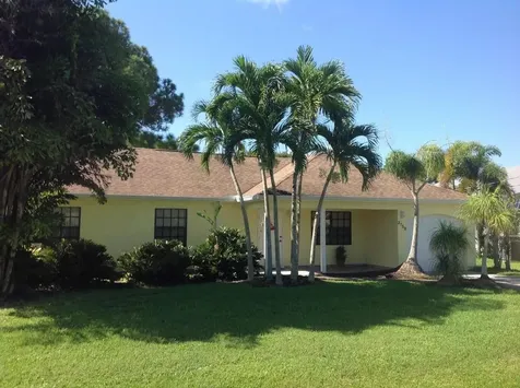 2750 SE Ibis Avenue Port St Lucie FL 34952