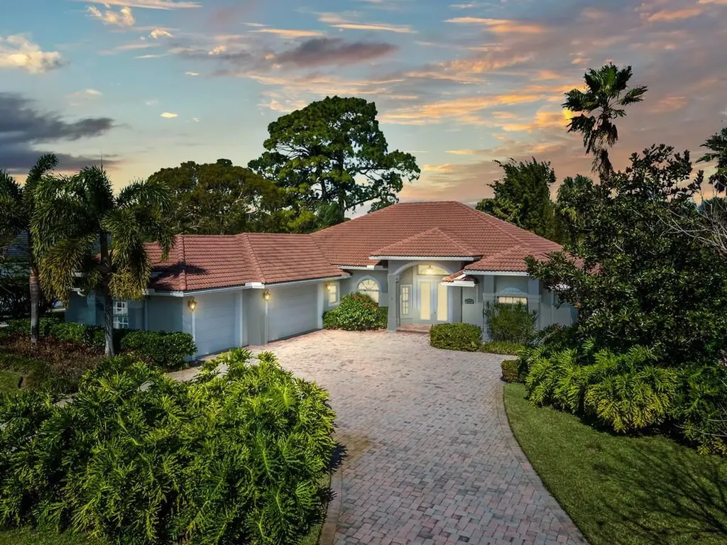 2661 Conifer Drive Fort Pierce FL 34951