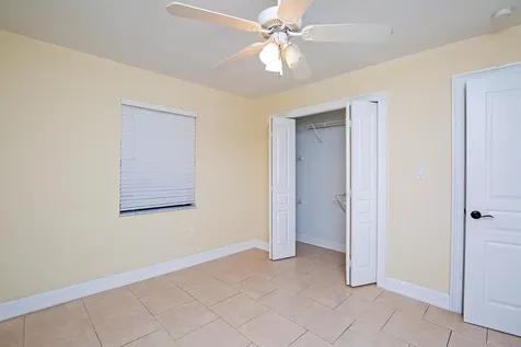 412 SE Seabreeze Lane Port St Lucie FL 34983