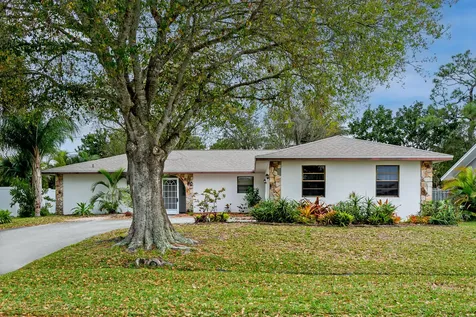 412 SE Seabreeze Lane Port St Lucie FL 34983