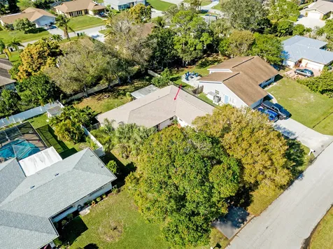 412 SE Seabreeze Lane Port St Lucie FL 34983