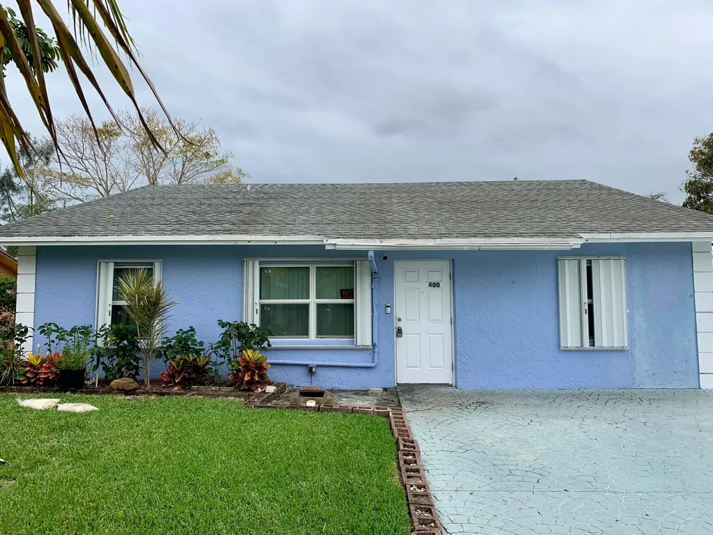 400 NE 15th Court Boynton Beach FL 33435