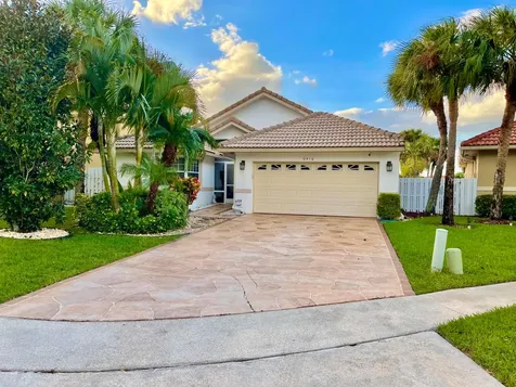 6416 Grand Cypress Circle Lake Worth FL 33463