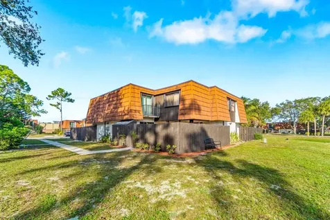 2125 White Pine Circle Greenacres FL 33415
