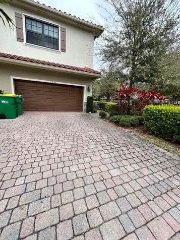 5901 NW 56th Court Tamarac FL 33319
