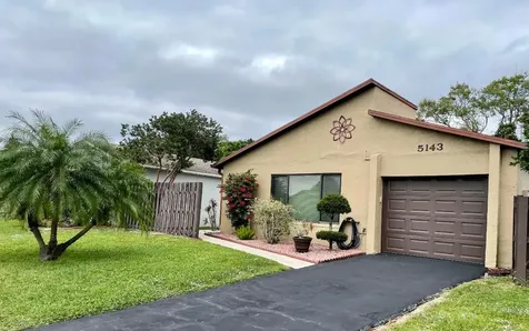 5143 Mirror Lakes Boulevard Boynton Beach FL 33472