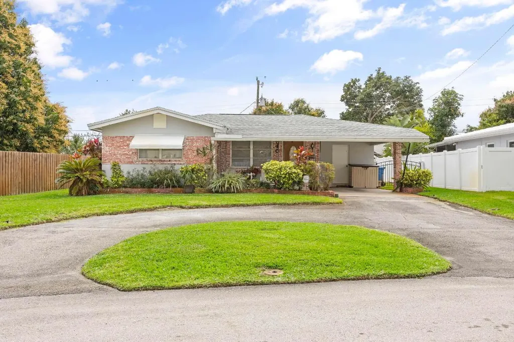 840 NE 47th Street Oakland Park FL 33334