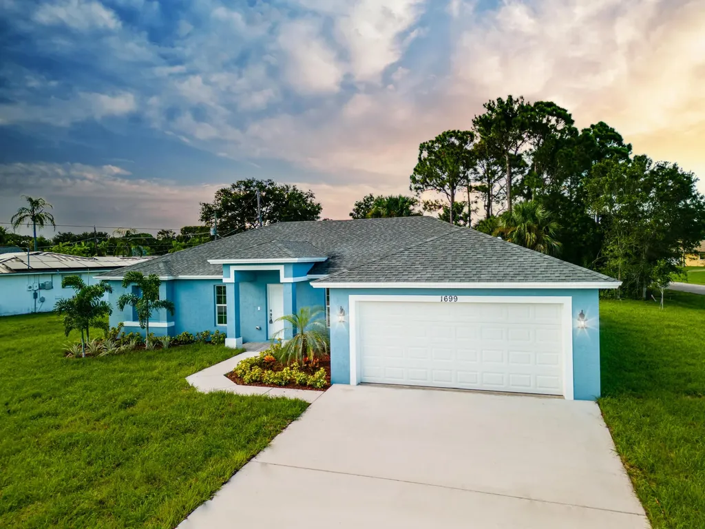 225 SW Starflower Avenue Port St Lucie FL 34984