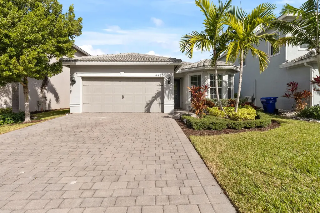 4453 Ficus Street Hollywood FL 33021