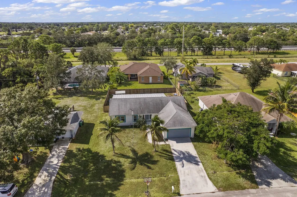 2526 SW Cooper Lane Port St Lucie FL 34984