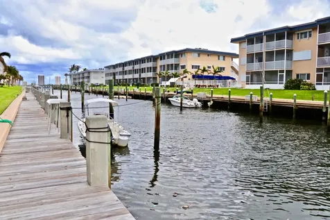 124 Shore Court North Palm Beach FL 33408