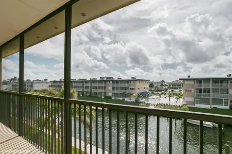 124 Shore Court North Palm Beach FL 33408