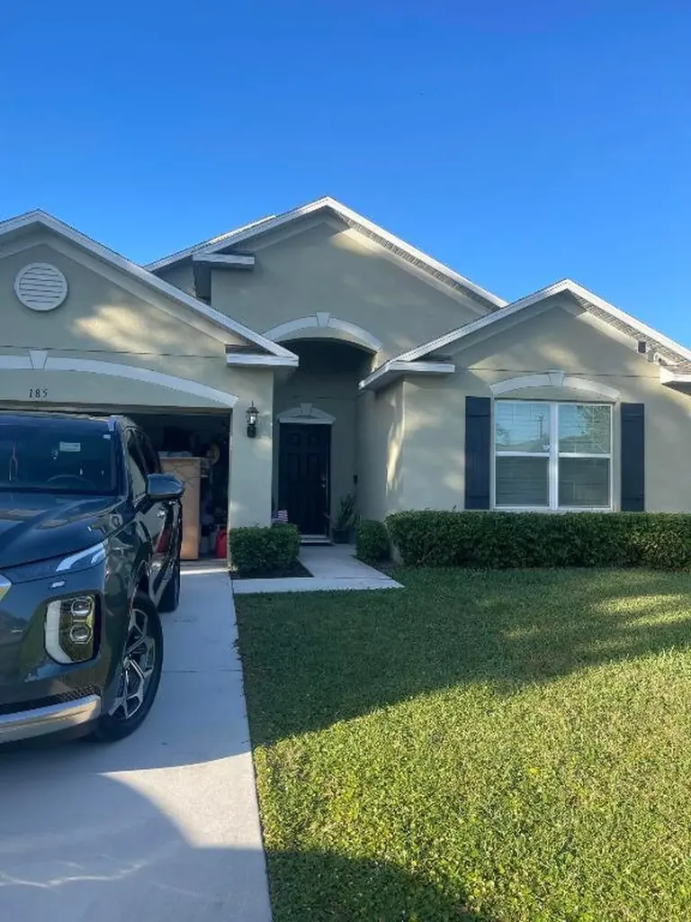 185 SW Exmore Avenue Port St Lucie FL 34983