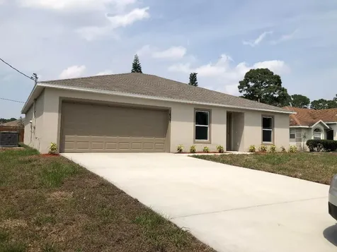 1637 SW Lofgren Avenue Port St Lucie FL 34953