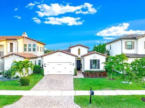 8651 Grand Prix Lane Boynton Beach FL 33472