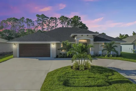 5876 NW Leghorn Avenue Port St Lucie FL 34986